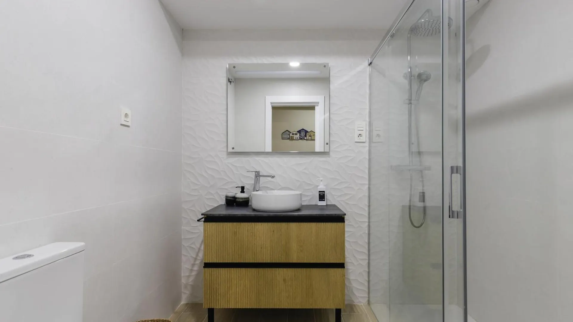 Core Essence Apartment Malaga 0*,